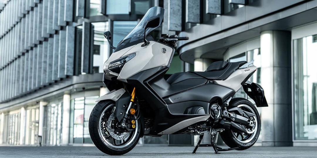 TMAX560
